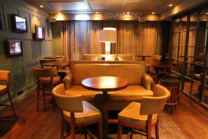 The Oxford Bar Hotel Centennial